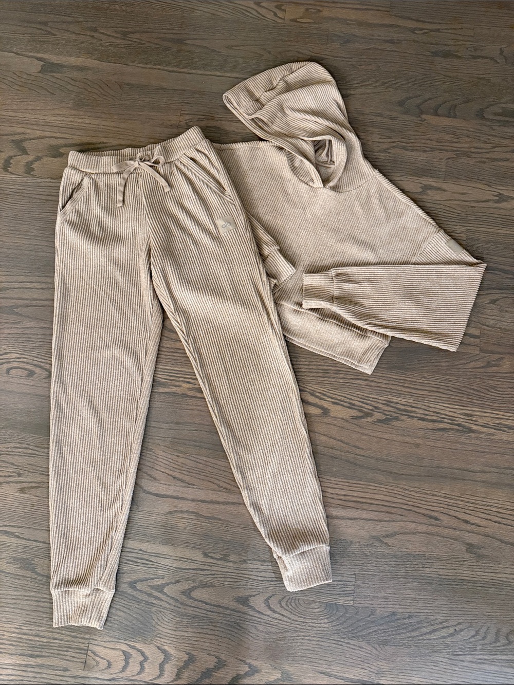ALO Yoga Women’s Ribbed Jogger and Cropped Hooded Sweatshirt set in Beige